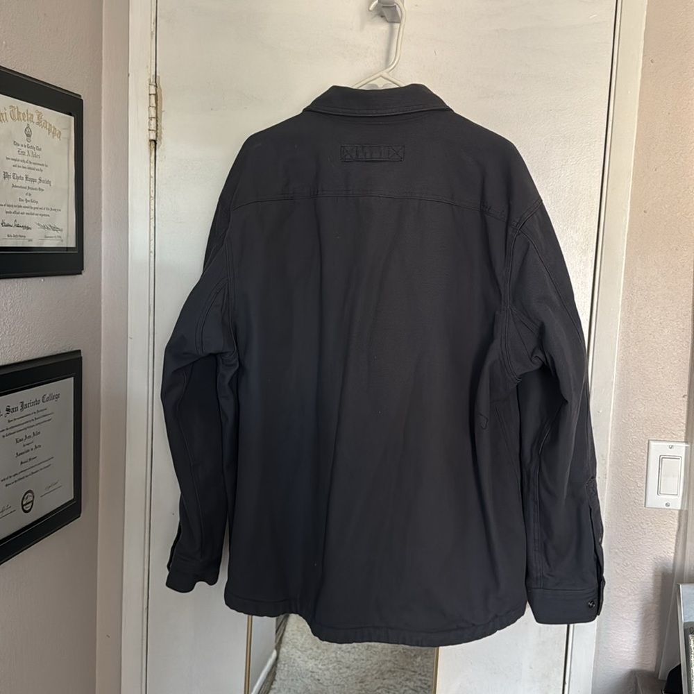 Duluth Trading Co men’s jacket. Snap up. - Picture 6 of 7
